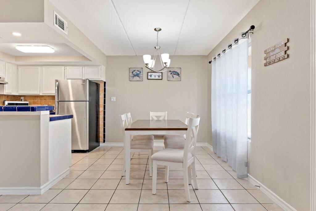 2 Bed 1 Bath Condo By Beach & Entertainment 南帕诸岛 外观 照片