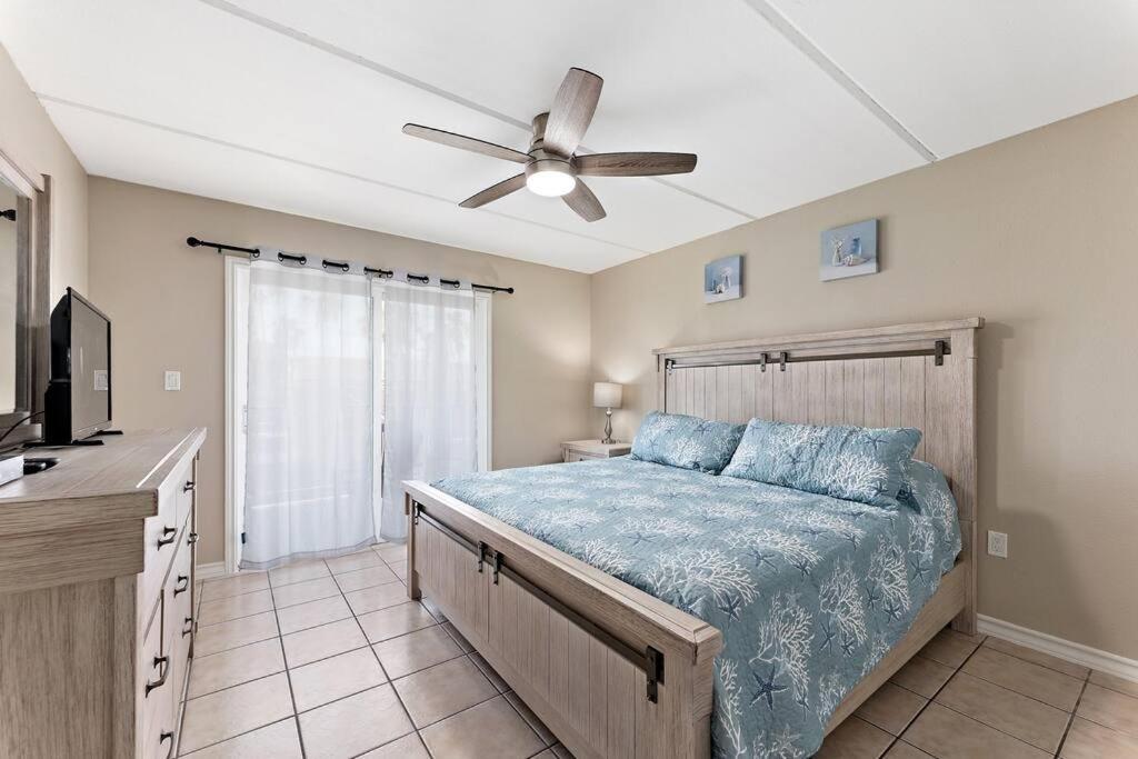 2 Bed 1 Bath Condo By Beach & Entertainment 南帕诸岛 外观 照片